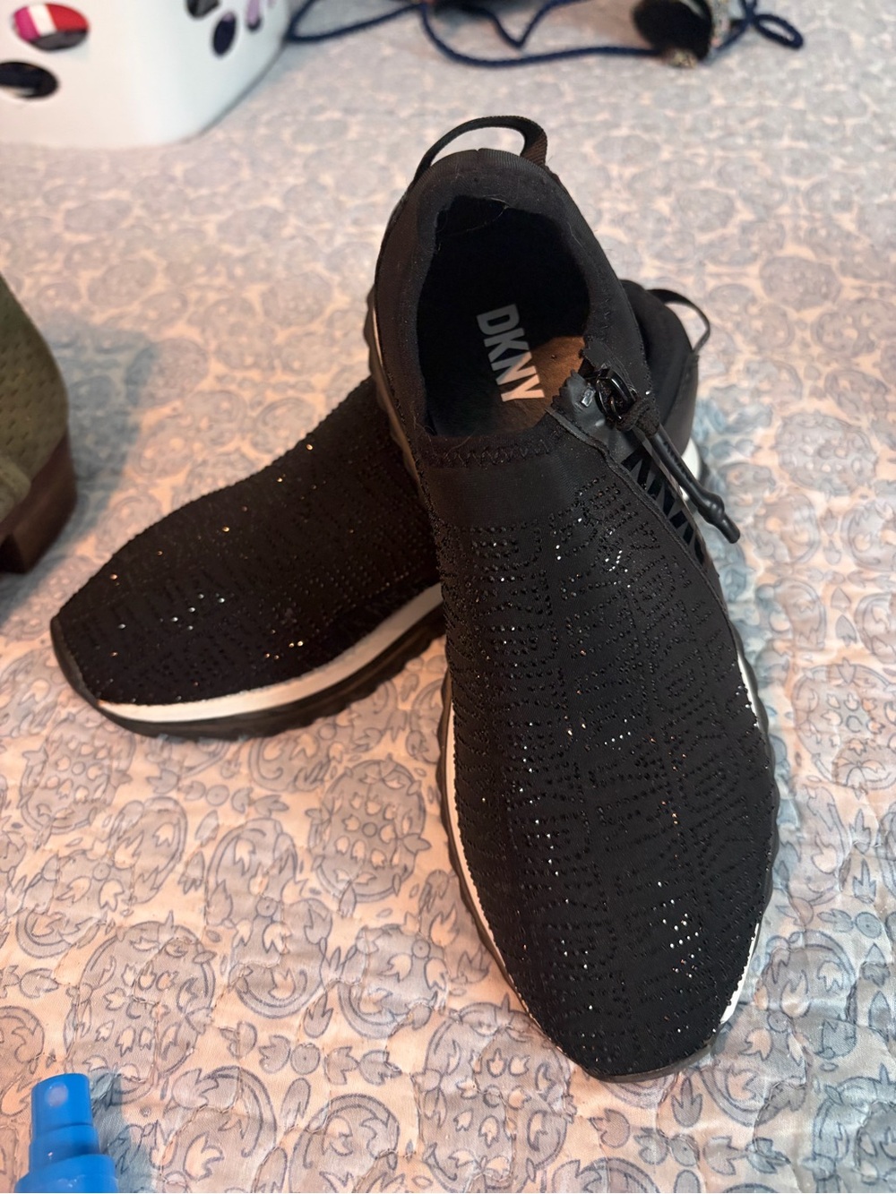 DKNY womans rhinestone zip sneakers
